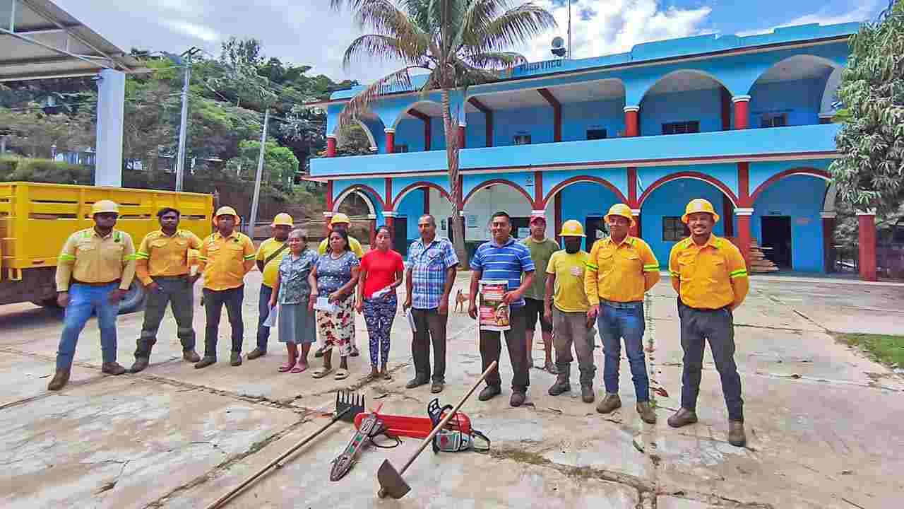 Impulsa Coesfo colaboración comunitaria para prevenir incendios forestales en San Luis Yucutaco