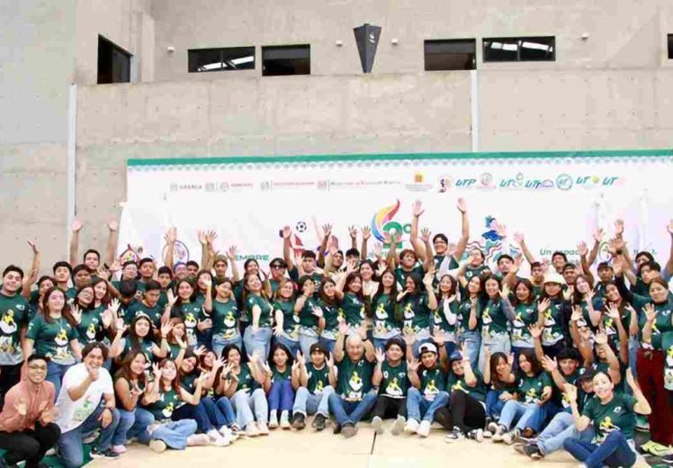 Participa UTVCO en encuentro regional que promueve el talento deportivo y cultural universitario