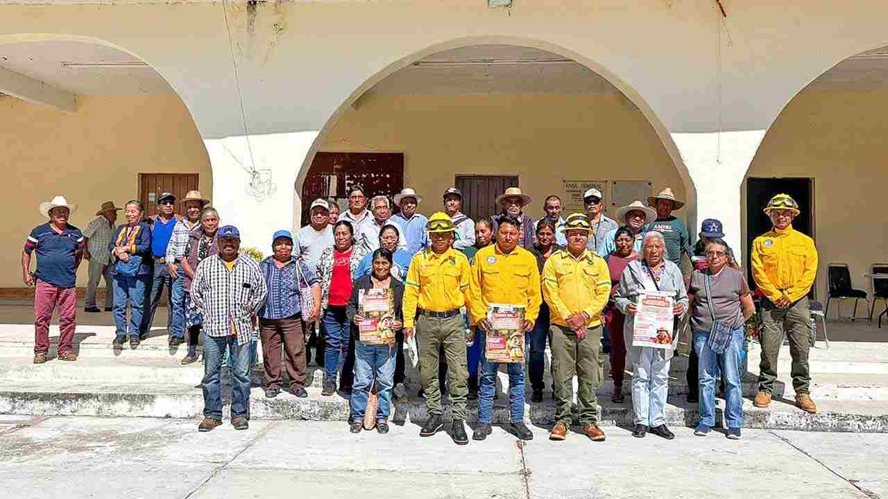 Coesfo promueve el uso responsable del fuego en San Jerónimo Sosola