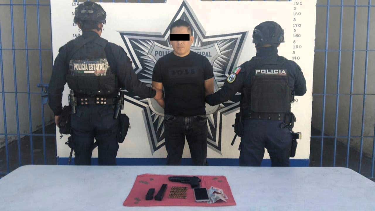 Detienen en Tlacolula a un hombre por presunta portación ilegal de arma de fuego